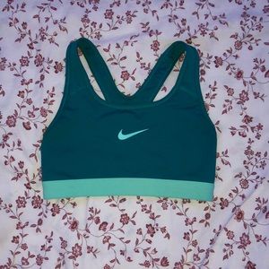 nike sports bra